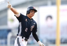 '깜짝 스리런포' 주인공 결장 딛고→한화전 전격 선발 라인업 복귀! '강승호가 제외됐다' [잠실 현장]