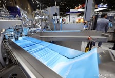 "비닐 없어 발 동동" 한시름 덜까…식약처, 대체 포장재 한시 허용