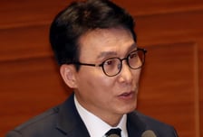 윤상현 "매표 추경 아니냐"…김민석 "그럴 정도의 정치 상황은 아냐"