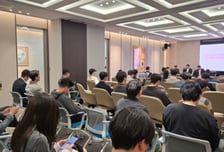 고개숙인 한화솔루션 "다시 믿어달라…2030년까지 유증 없어"