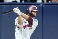 [포토]'3회말 1타점 적시타' 이주형