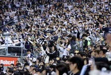 [포토] 만원 관중은 원한다 '반전에 반전'