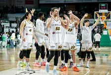 창원 LG, 12년 만에 '정규리그' 정상…창단 첫 통합우승 도전