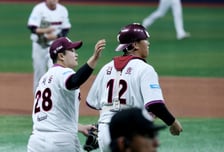 [한번에쓱]디펜딩챔피언 LG 상대로 '홈개막전 승리한' 키움히어로즈