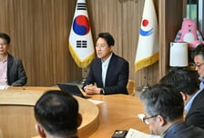 오세훈 "고유가 지원금, 형평성 어긋나…서울시 직접 보완하겠다"