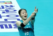 [포토] 권민지, 우승 축포 세리머니