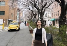 이유영, 벚꽃 아래 D라인 공개…직접 전한 둘째 소식