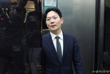 '진술 회유' 의혹 박상용 검사, 직무정지에 "또 보기 어려운 잘못된 사례"