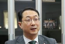호르무즈 억류 선박 어떡하나…野김건 "오만 통한 우회적 통과 방안 검토를"