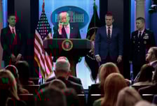 트럼프 "이란 하룻밤에 초토화 가능…내일밤 될 수도"