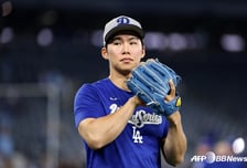 "우리가 다 보고 있어!" 김혜성에 감탄, 유격수 명품수비+3출루+총알주루로 '5517억 베츠 공백 삭제' [LAD 리뷰]