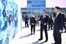 "시대를 증언하는 강력한 힘"…오세훈, 한국보도사진전 개막식 참석