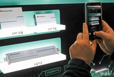 '소금 배터리 전기차' 내년 시동…"LFP 실수 반복 안돼"