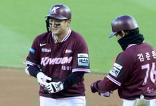 [포토] 최주환 '선제 1타점 흐뭇'