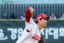 [한번에쓱]한화 류현진과 선발대결 '한화전 선발나선' 랜더스 타케다