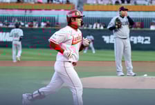 [포토]바로 경기 뒤집읕 최정