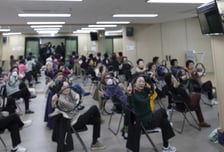 "매달 노인인구 0.1%P씩 늘어요...'돌봄' 전에 '예방' 필요해요"