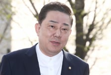 김병기 6차 경찰 조사…"너무 많이 불러, 영장 신청될 리 있겠나"