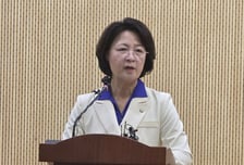 추미애 경기지사 후보 "행정 어색하지 않아…30년 정치 뚝심 이어갈 것"