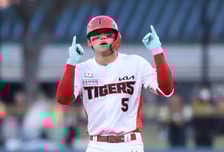 '초대박' 김도영, 데뷔 첫 4번 카드→나성범까지 터지게 했다! KIA, 3회까지 12득점 미친 화력쇼