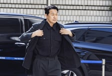배우 박성웅, '임성근 위증' 재판 증인 출석…"이종호, 사단장과 포옹"