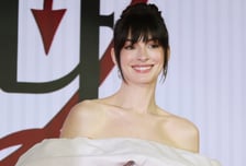 '별마당 도서관' 이정도였나…앤 해서웨이 "버킷리스트, 꼭 가보고파"