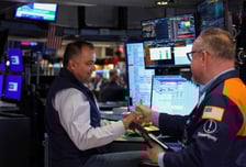 살얼음판 휴전에도 안도랠리…반도체주 날았다[뉴욕마감]