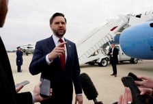 다시 막힌 호르무즈, 뱃머리 돌린 유조선...미국 "약속 어기면 심각한 대가"