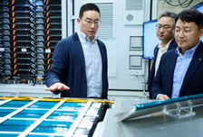 LG에너지솔루션, 하반기 모멘텀 기대…목표가 상향-LS증권