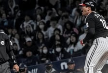 "올해 오지환이 엄청 중요하다" 염경엽 옳았다, 최고령 그라운드홈런→팀 4연승 펄펄... LG도 8위→3위 껑충