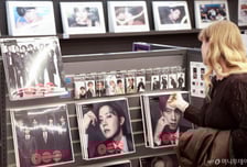 "BTS 컴백했는데 왜" 하이브 주가 뚝뚝뚝...목표가도 낮췄다