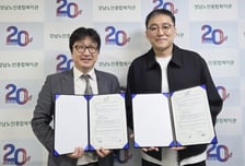 초등 교과서 주력하는 아이스크림미디어, 시니어 시장 진출