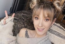 '남자 몸매' 평가하고 '월 1200만원' 버는 이 여자..."이 직업 사랑해"