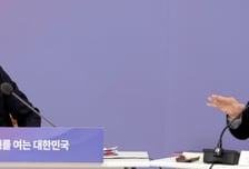 '소신파 개혁 보수' 김성식 데뷔전..."韓대전환 키워드는 '대체 불가성'"