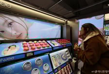 "해외서 잘 나가" 대장주 신고가 찍자 K뷰티 줄상승…증권가도 "사라"