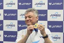 '트레블 달성' 헤난 대한항공 감독 "단 한순간도 외부요인에 휩쓸린 적 없다" [인천 현장]