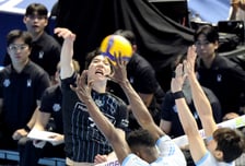 [포토]고공강타 '선수한테 걸렸다' 허수봉