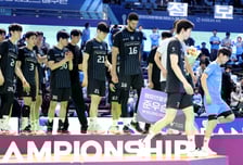 [포토]'인천행은 성공했지만' 아쉬운 발걸음의 허수봉과 레오