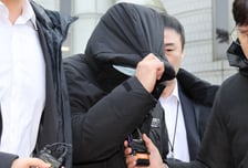 '롤스로이스男'에 마약 처방한 의사, 진료기록 조작까지…징역 2년 추가