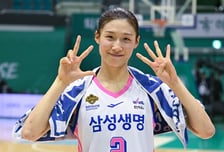 '이해란 3점 없이 34점 인생경기' 삼성생명, 하나은행 잡고 PO 1승 1패 균형 맞췄다! 40% 확률 살렸다