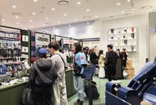 "부산 갈매기 잠실 오이소"…롯데百, '롯데자이언츠' 굿즈샵 오픈