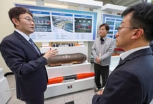 KT 박윤영 "해저케이블은 AI 대동맥"…취임 후 부산 첫 방문