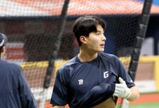 [포토]'훈련을 했더니 복근이 화가 났다!'