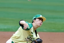 [포토] '키움살림꾼' 롯데전 역투하는 배동현