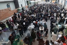 "빵 사러 대전행" 매출 3000억 육박 성심당…프랜차이즈 톱2 제쳤다