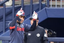 [포토] 6회초 안타로 출루하는 레이예스]