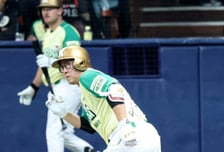 [포토] '타격하는' 안치홍