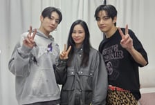 "월클은 달라" 고소영, 장동건·딸과 BTS 공연 관람?…뷔·정국과 '찰칵'