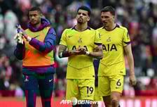 손흥민 떠난 토트넘 '충격 강등 확률' 나왔다, 현실로 다가오는 '2부 추락'