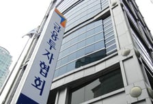 중동 전쟁에, 지난달 외국인 채권 보유 잔고 역대 최대폭 감소